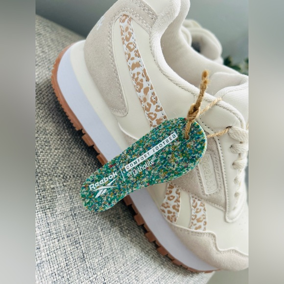 NEW REEBOK Leather Harman Double Sneakers White/Beige - Picture 2 of 7